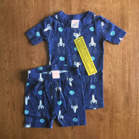 Hanna Andersson Other - Hanna Andersson space pajamas 90 NWT